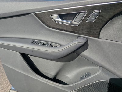 2025 Audi Q7 Premium Plus 55 TFSI quattro