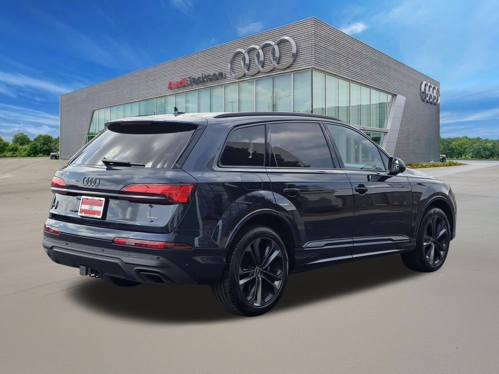 2025 Audi Q7 Premium Plus 55 TFSI quattro