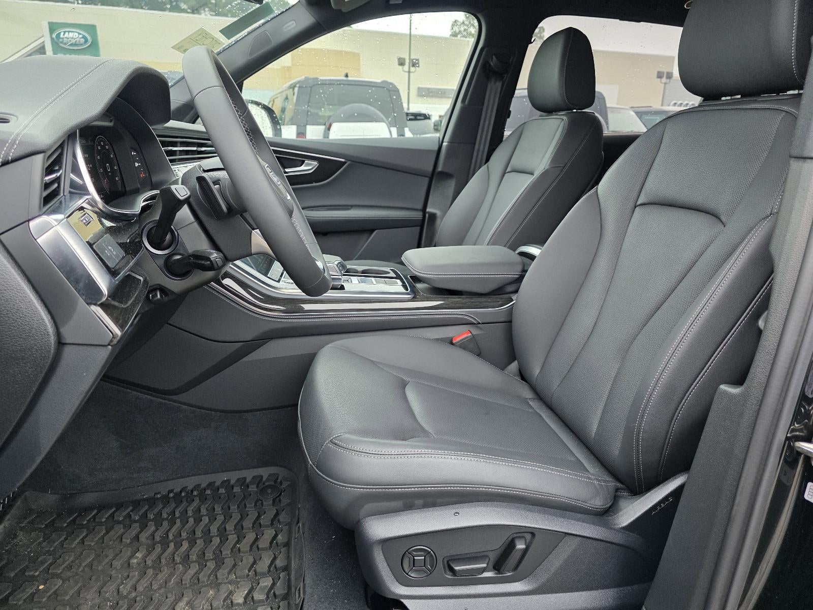 2025 Audi Q7 Premium Plus 55 TFSI quattro