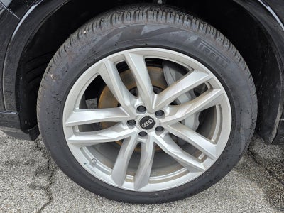 2025 Audi Q7 Premium Plus 55 TFSI quattro