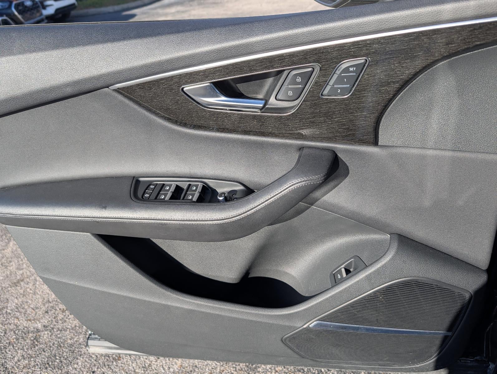 2023 Audi Q7 Premium Plus 55 TFSI quattro