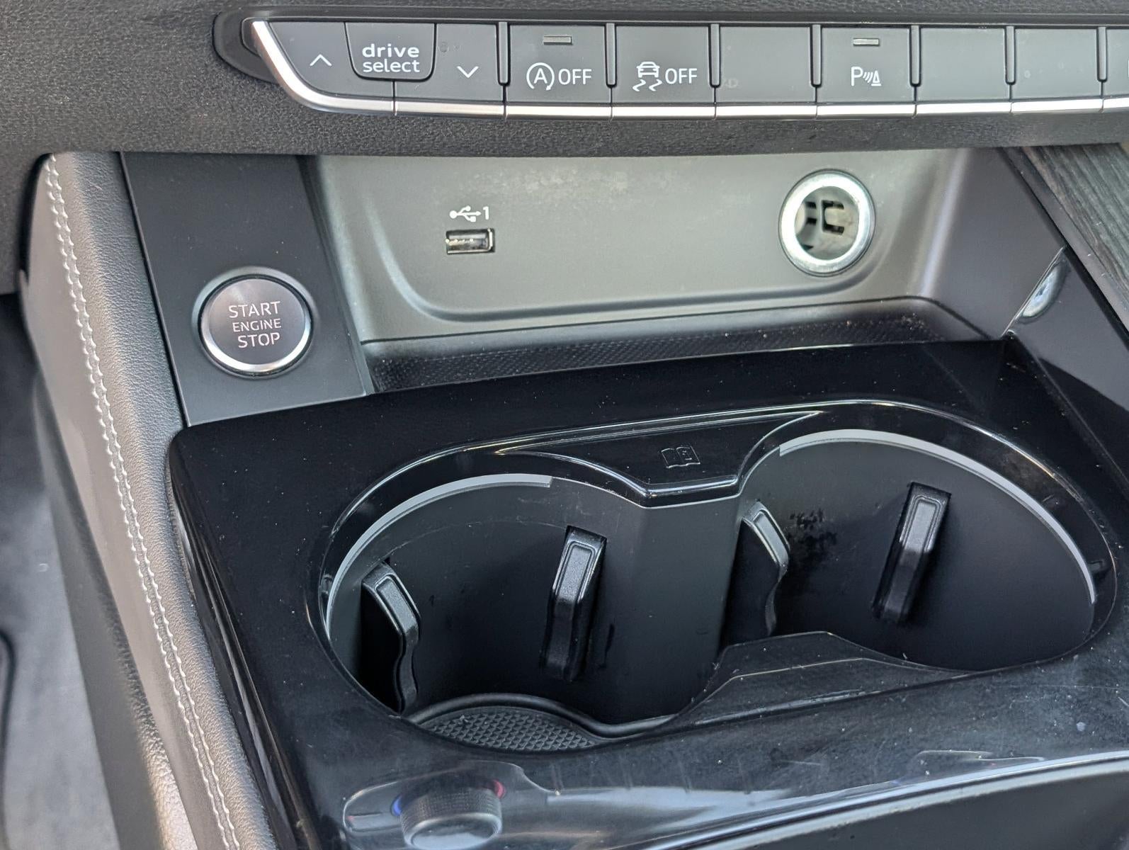 2023 Audi A4 Sedan S line Premium Plus 45 TFSI quattro