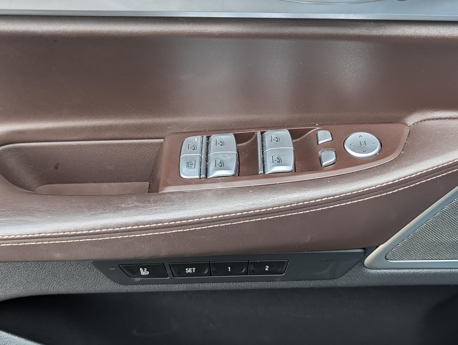 2020 BMW 740i Sedan