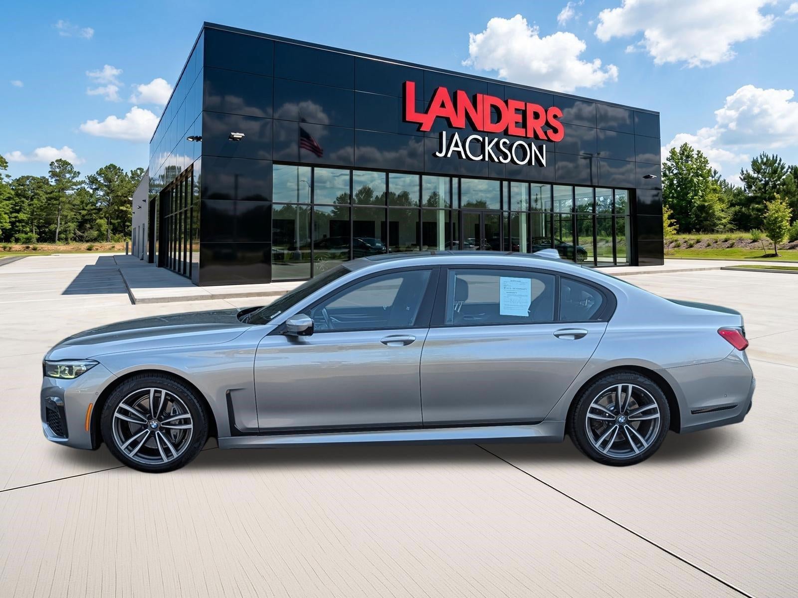 2020 BMW 740i Sedan