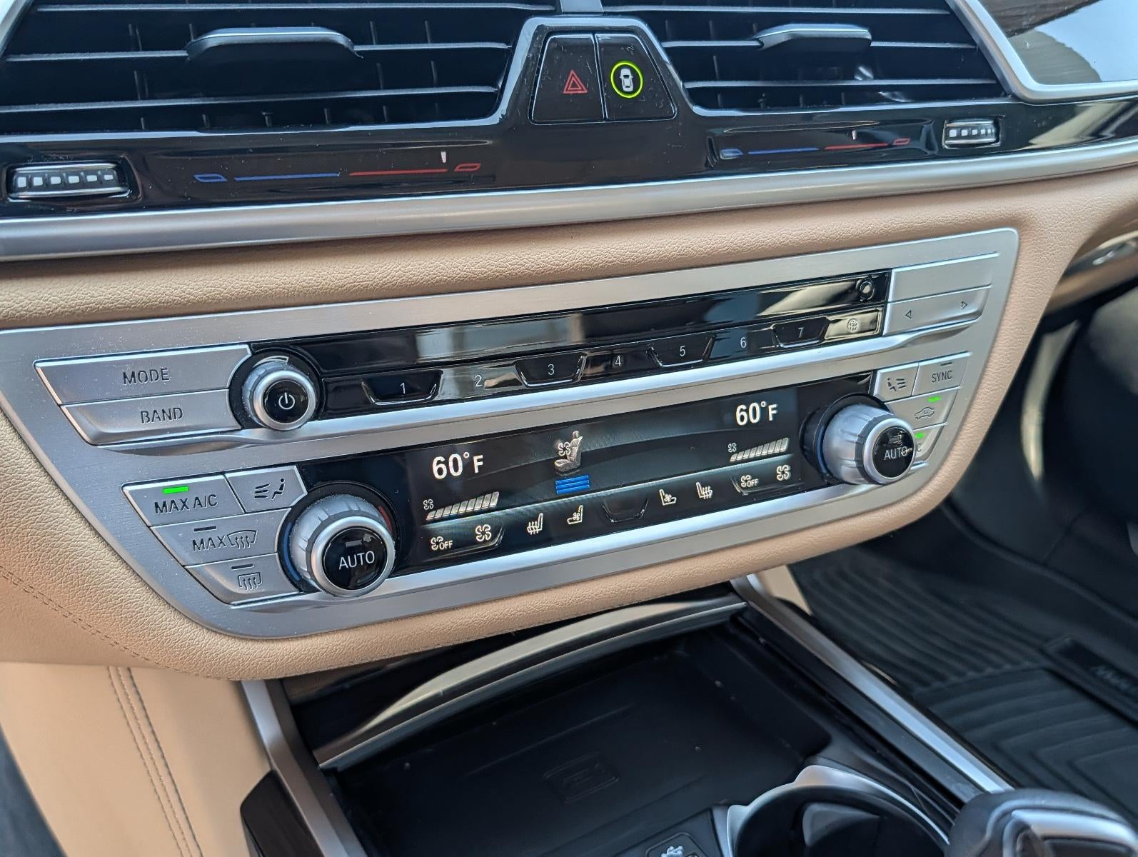 2022 BMW 750i xDrive Sedan