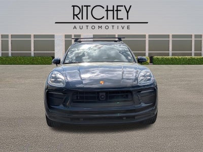 2023 Porsche Macan AWD