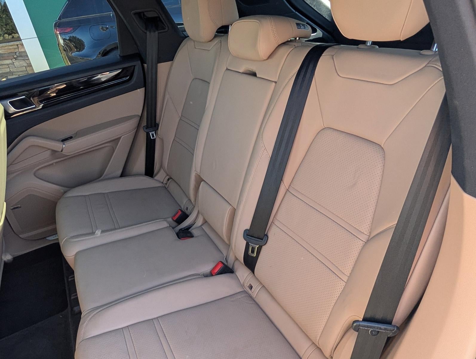 2023 Porsche Cayenne AWD