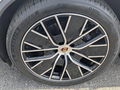 2024 Porsche Macan Electric 4 AWD