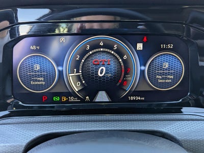 2023 Volkswagen Golf GTI 2.0T SE DSG