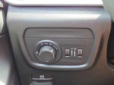 2025 Jeep Grand Cherokee Laredo 4x2