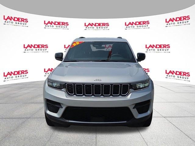 2025 Jeep Grand Cherokee Laredo 4x2