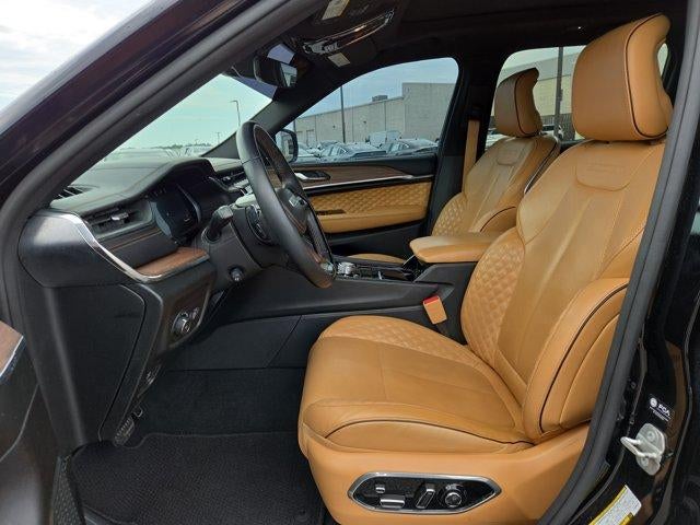 2023 Jeep Grand Cherokee Summit 4x4
