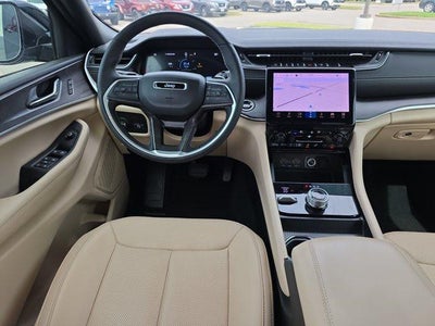 2025 Jeep Grand Cherokee L Limited 4x4