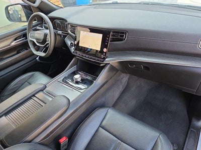 2024 Jeep Wagoneer L Series II 4x2 *Ltd Avail*