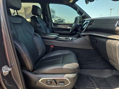 2022 Jeep Wagoneer Series II 4x2