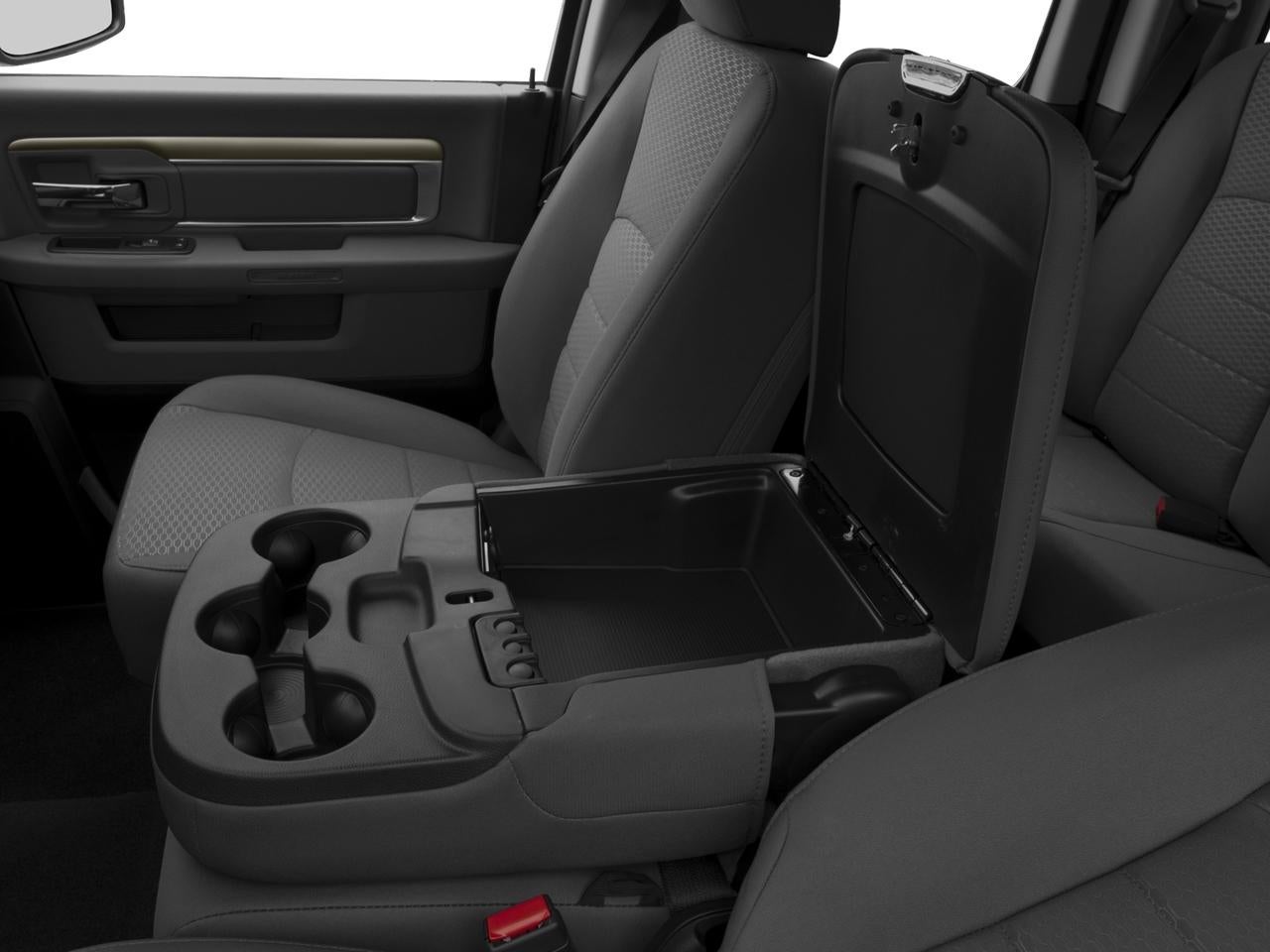 2017 RAM 1500 Big Horn 4x2 Quad Cab 6'4" Box