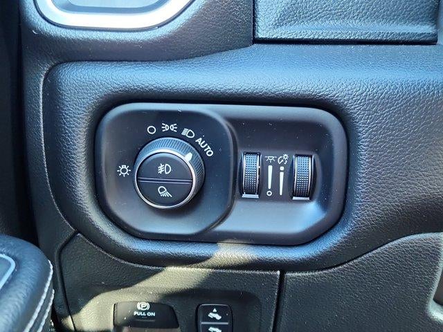 2022 RAM 1500 Laramie 4x2 Crew Cab 6'4" Box