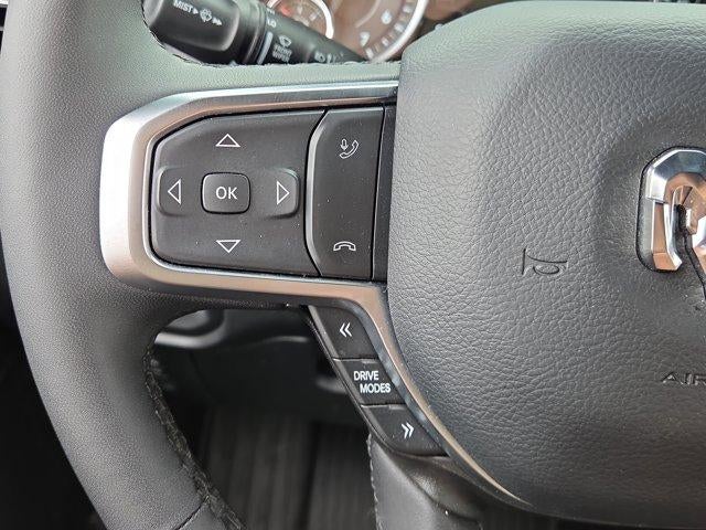 2025 RAM 1500 Big Horn 4x4 Crew Cab 5'7" Box