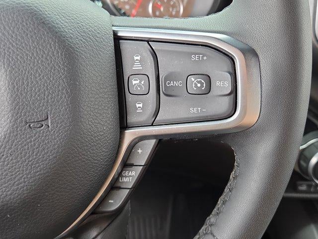2025 RAM 1500 Big Horn 4x4 Crew Cab 5'7" Box