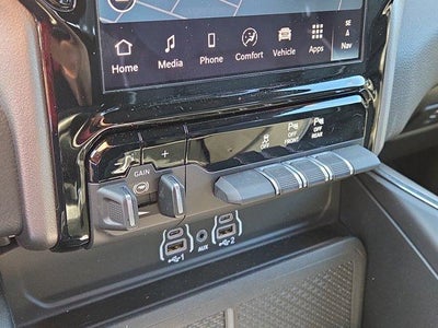 2026 RAM 1500 Laramie 4x4 Crew Cab 5'7" Box