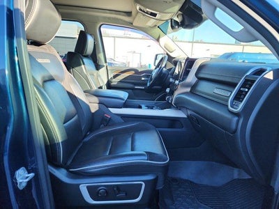 2022 RAM 1500 Laramie 4x4 Crew Cab 5'7" Box