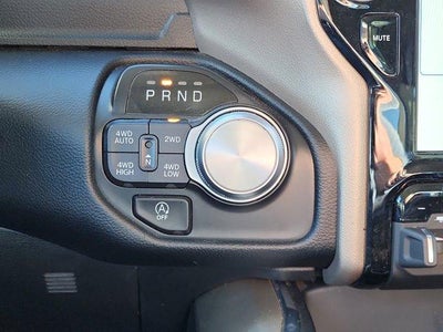 2022 RAM 1500 Laramie 4x4 Crew Cab 5'7" Box