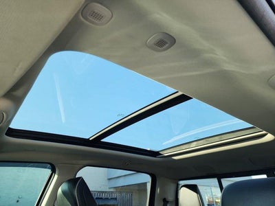 2022 RAM 1500 Laramie 4x4 Crew Cab 5'7" Box