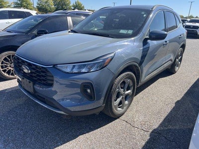 2025 Ford Escape ST-Line Select AWD