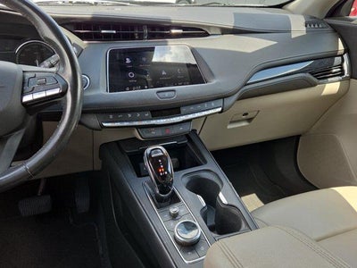 2023 Cadillac XT4 FWD 4dr Premium Luxury