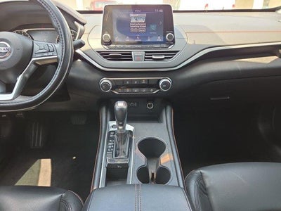2022 Nissan Altima 2.5 SR Sedan
