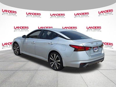 2022 Nissan Altima 2.5 SR Sedan