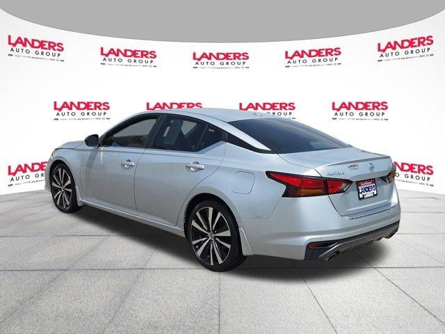 2022 Nissan Altima 2.5 SR Sedan