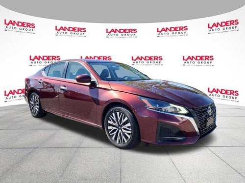 2023 Nissan Altima 2.5 SV Sedan