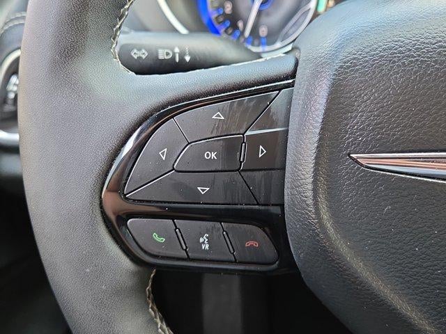 2024 Chrysler Pacifica Limited FWD