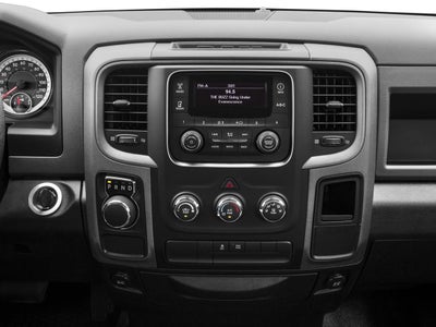2017 RAM 1500 Express 4x4 Crew Cab 5'7" Box