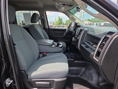 2018 RAM 2500 Tradesman 4x4 Crew Cab 6'4" Box