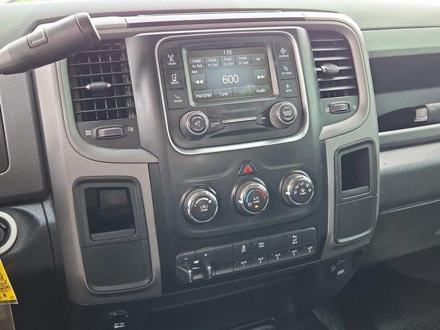 2018 RAM 2500 Tradesman 4x4 Crew Cab 6'4" Box