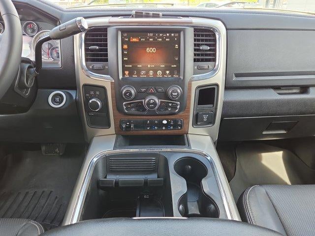2016 RAM 2500 4WD Crew Cab 6.4 Ft Box Laramie