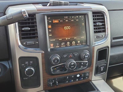 2016 RAM 2500 4WD Crew Cab 6.4 Ft Box Laramie