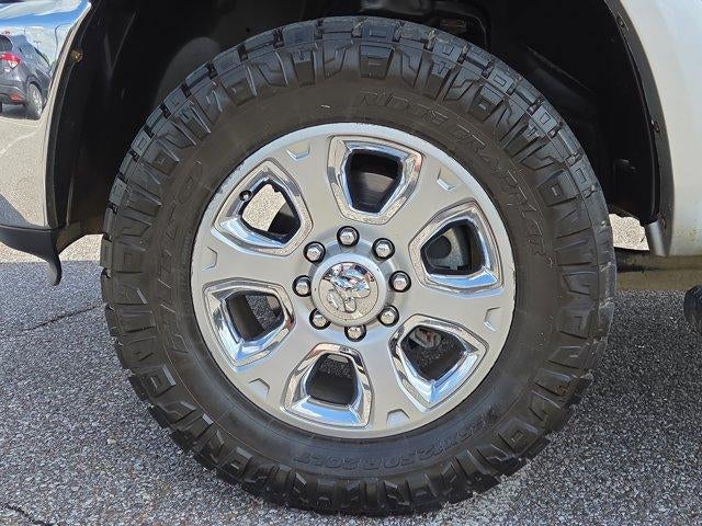 2016 RAM 2500 4WD Crew Cab 6.4 Ft Box Laramie