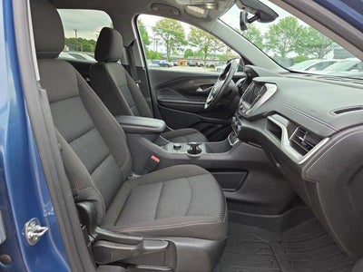 2024 GMC Terrain FWD 4dr SLE