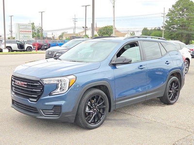 2024 GMC Terrain FWD 4dr SLE