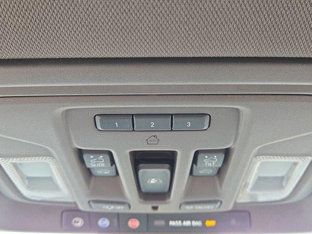 2020 GMC Sierra 1500 Crew Cab Short Box 4-Wheel Drive SLT