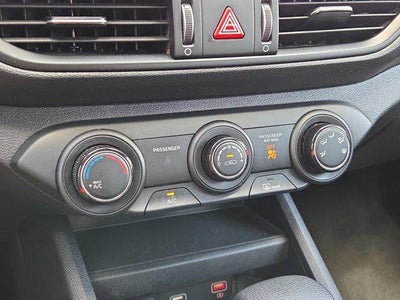 2024 Kia Forte LXS IVT