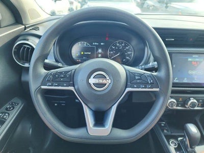 2024 Nissan Kicks SV FWD