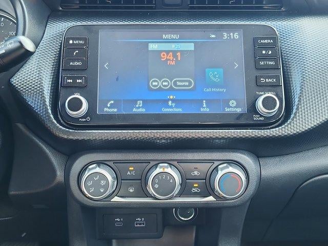 2024 Nissan Kicks SV FWD