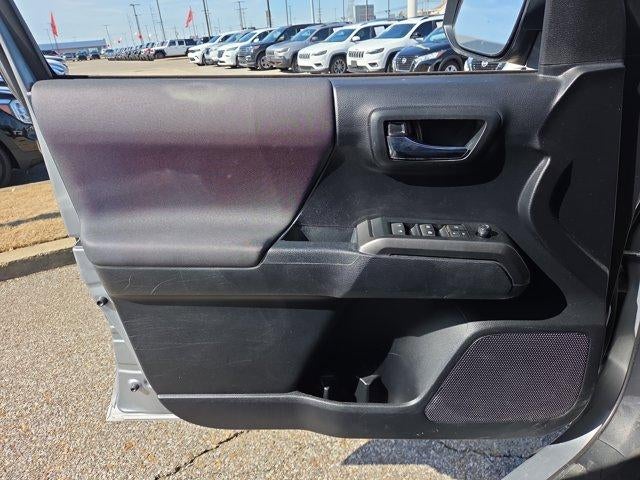 2019 Toyota Tacoma 4WD 4WD TRD Off Road Double Cab 5' Bed V6 AT (Natl)