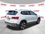 2024 Volkswagen Taos SE 4MOTION