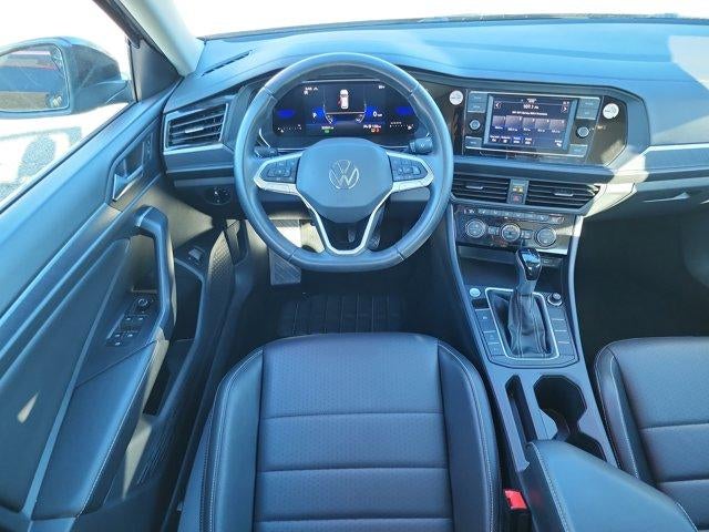 2024 Volkswagen Jetta SE Auto