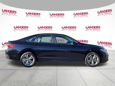 2024 Volkswagen Jetta SE Auto